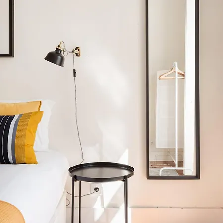 Graca Charm Flat With Sunny Balcony Лиссабон